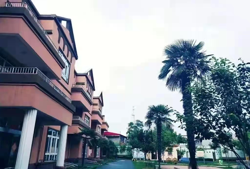 患難見“真情”：跨世紀聯盟園——河南新(xīn)鄉衛輝朝陽· 跨世紀兒童之家